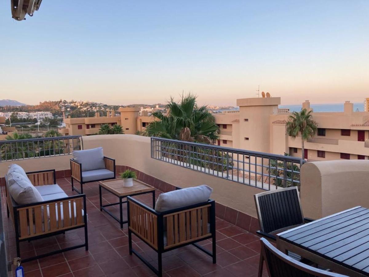 Apartament Lets In The Sun Blue Cala La Cala De Mijas Zewnętrze zdjęcie